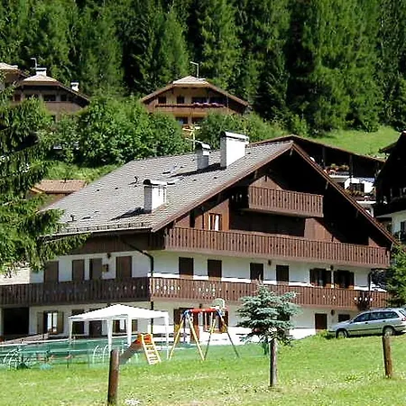 Aliza Appartement Campitello di Fassa Kamer foto